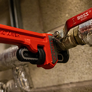 🔧 Screwdrivers, Spanners & Wrenches | Next Day UK Delivery