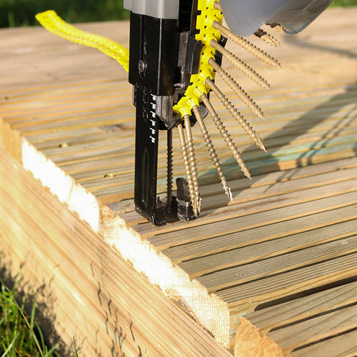 This is an image of Timco - C2 Collated Deck-Fix Screws - SQ - Countersunk with Ribs - Twin-Cut - Green 4.5 x 65mm - (500 PCS Box) 65C2DCOLL